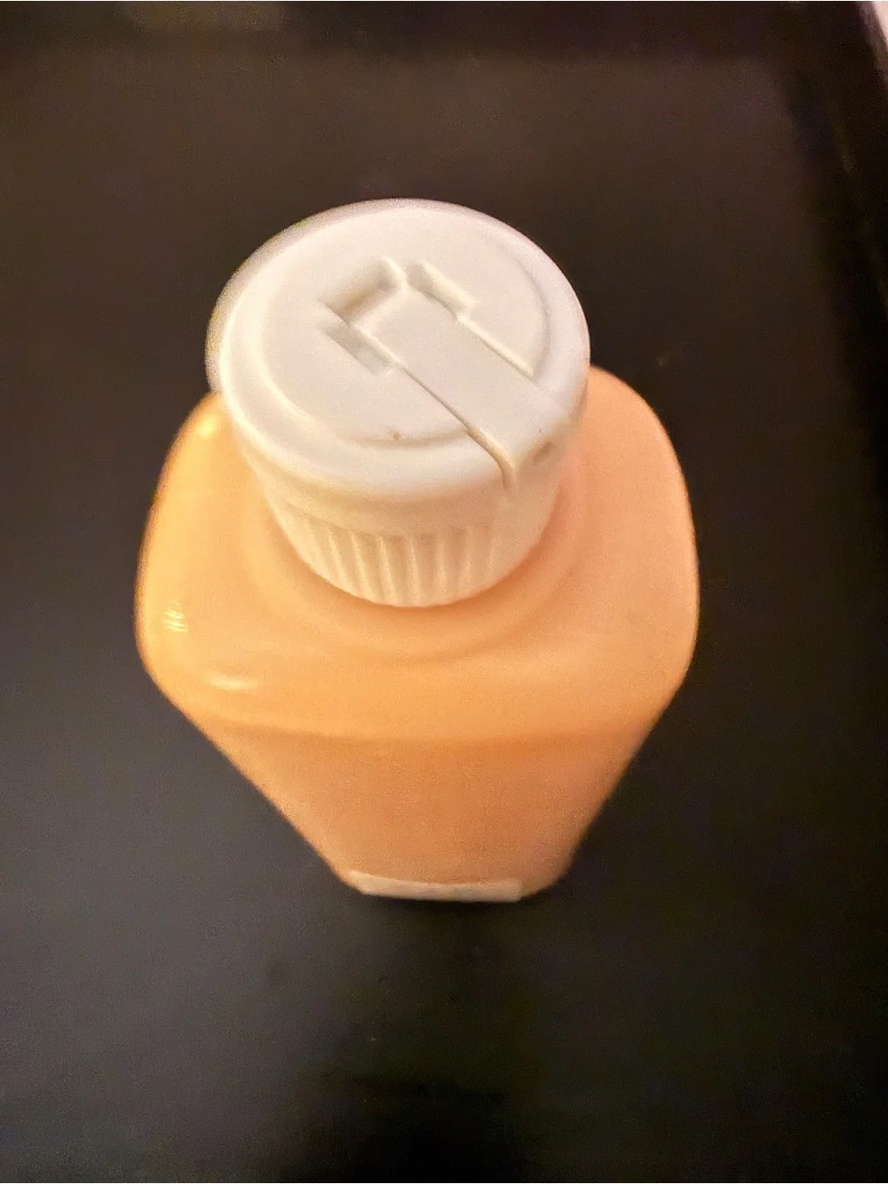 Double Wear ORIGINAL Formula 6.7oz Pro/200ml (Jumbo) 2W0 Warm Vanilla-$350 VALUE